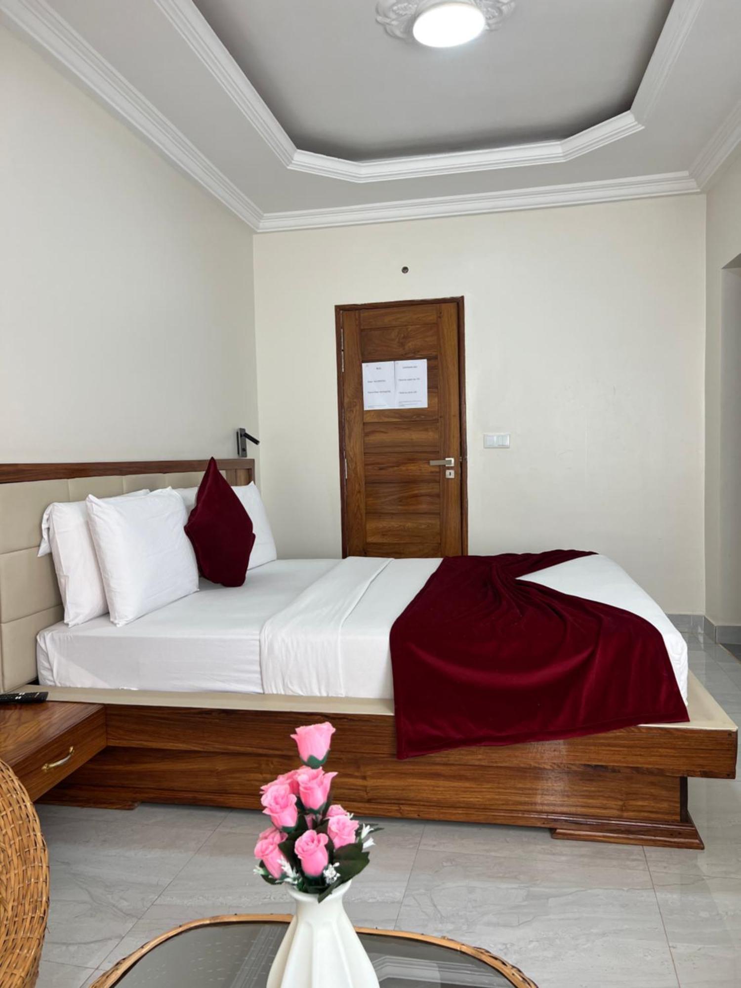 Mag Palace Hotel Bissau Exteriör bild